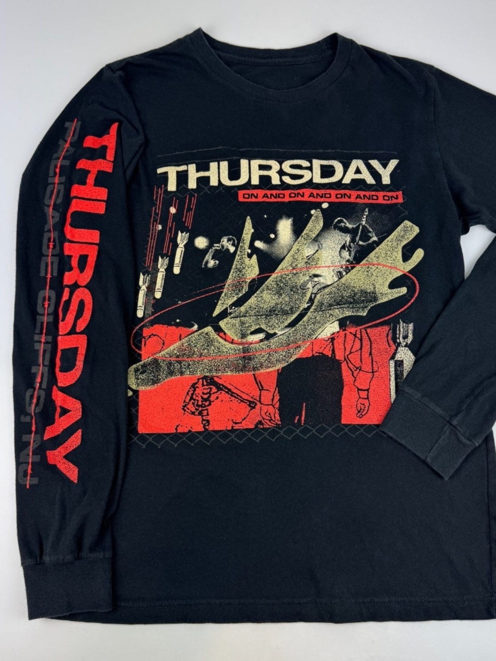 Thursday Band Mens Size S Palisade Cliffs On and On and On Long Sleeve Shirt